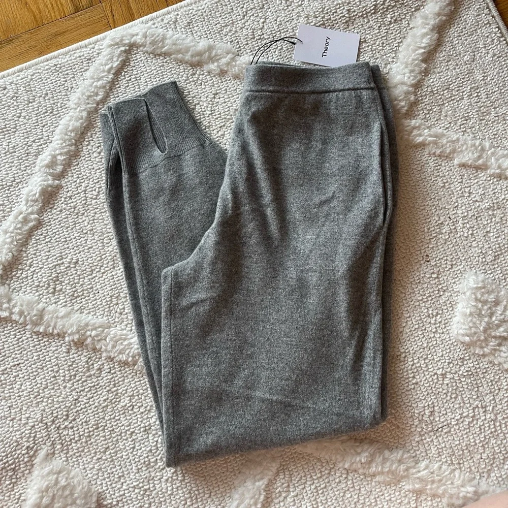 Theory Slit Ankle 100% Cashmere Joggers. NWT. Women’s Medium. - Picture 5 of 5